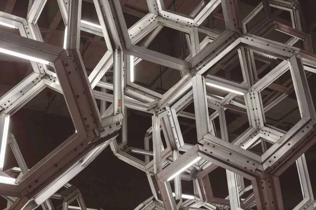 Stainless steel welding material